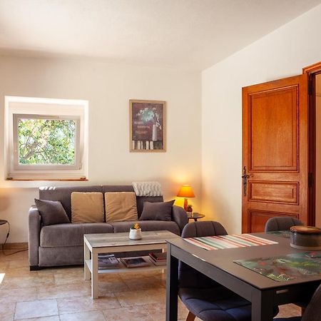 Somptueux Appartement Avec Jardin Каси Экстерьер фото